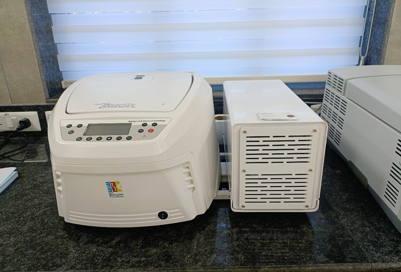 Universal Refrigerated Centrifuge